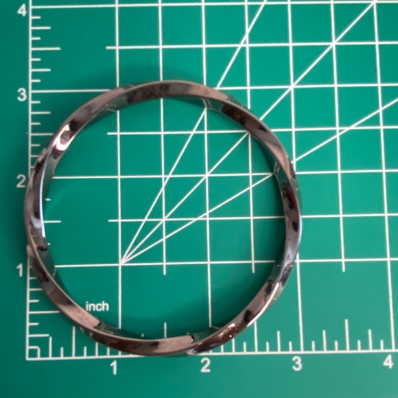 Unisex Gun Metal Twisted Bangle Bracelet Minimalist - Picture 7 of 8